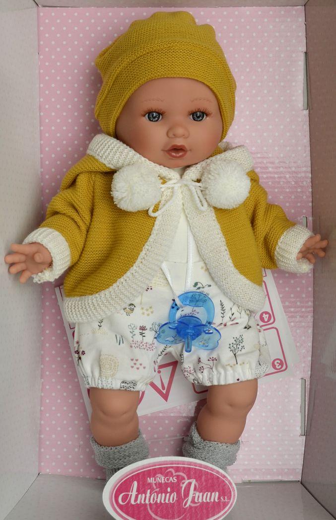 Realistická panenka - chlapeček - Dato ve žlutém svetříku od firmy Antonio Juan