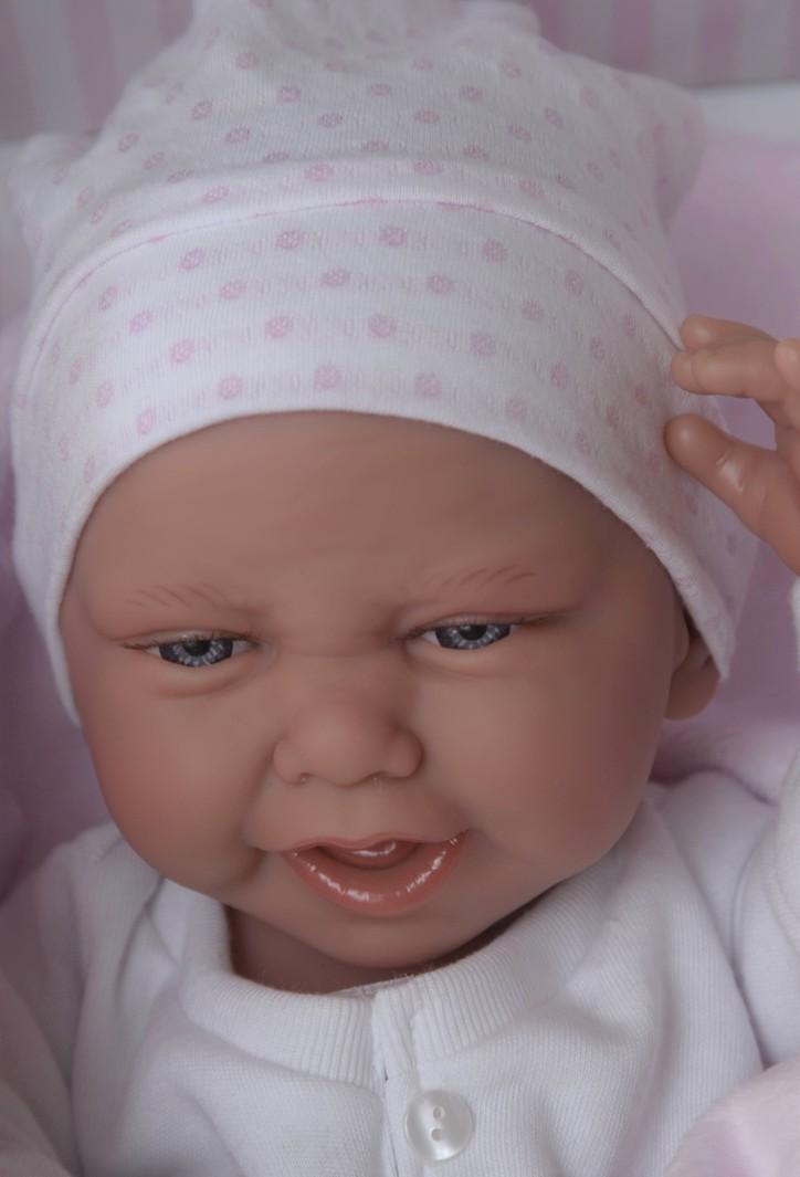 Realistické miminko - holčička - Carla na dečce od Antonio Juan
