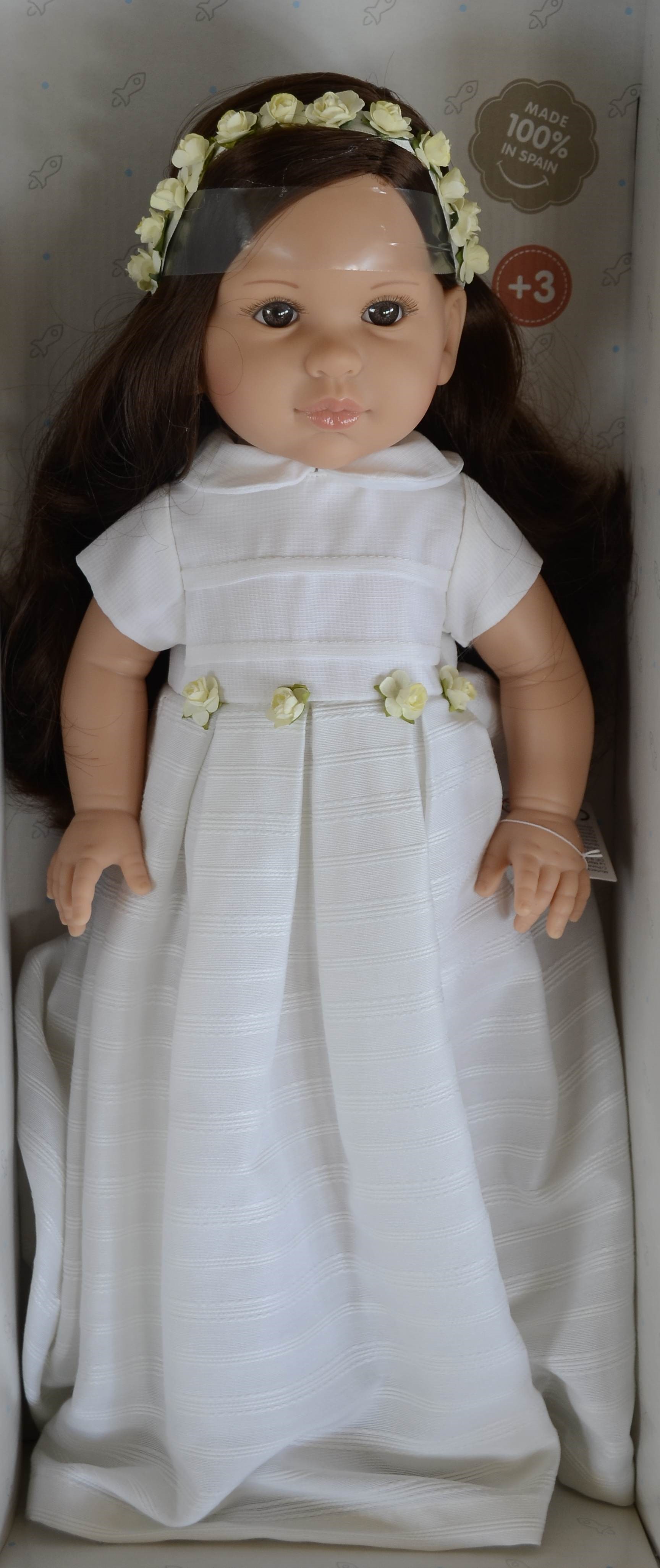 Realistická panenka Ashley v bílém od f. Paola Reina ze Španělska