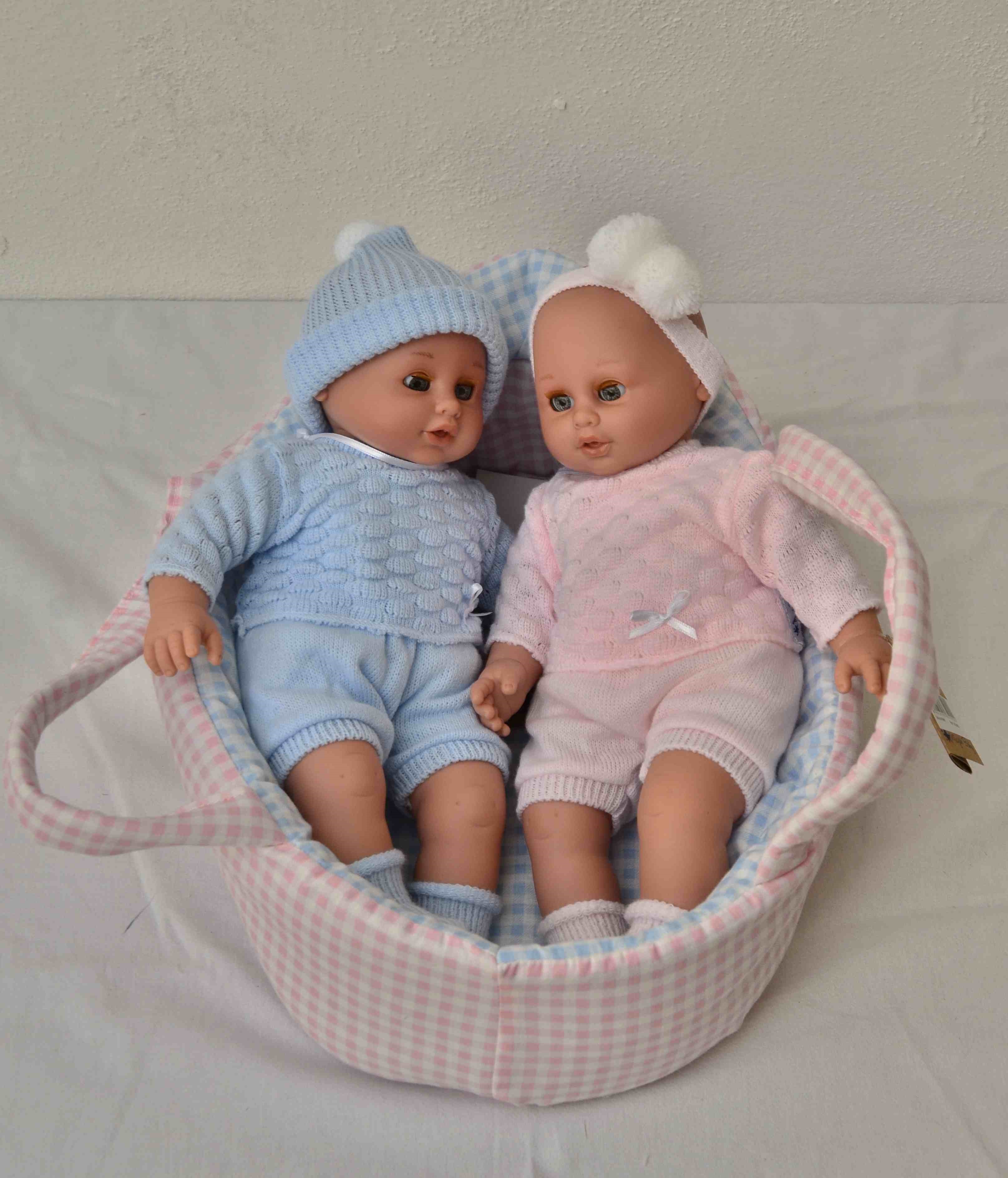 Realistická miminka - dvojčátka Lía a Lucas od firmy Lamagik